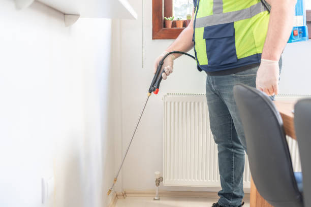 Best Emergency Pest Control  in Palm City, FL